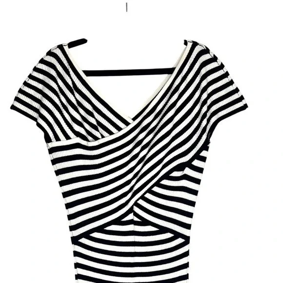 Stripe Maxi Dress Size M - Picture 4 of 6